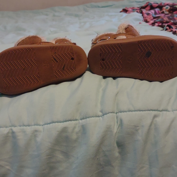Toddler Boots - Picture 2 of 3